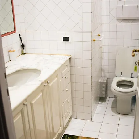 게스트하우스 Praty 3*